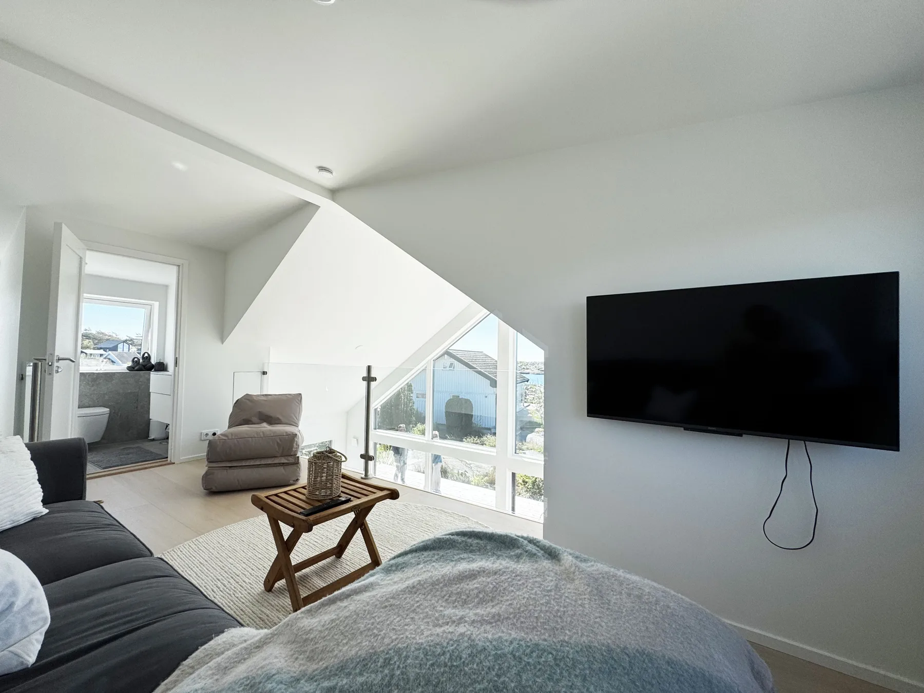 Welcome to a charming holiday home in Västra Frölunda | SE08083