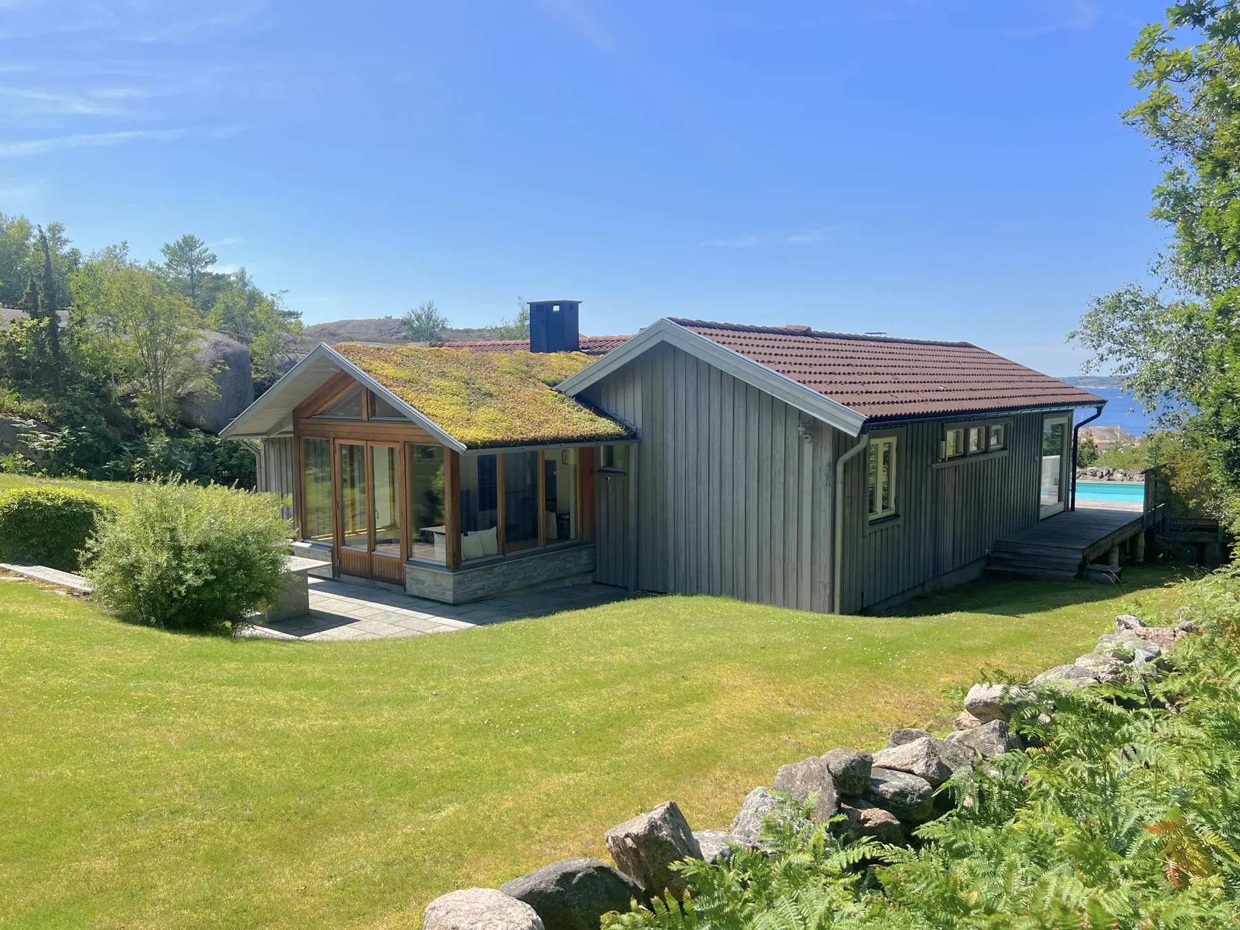 Architect-designed villa with pool, sauna and sea view in Mjörn | SE09124