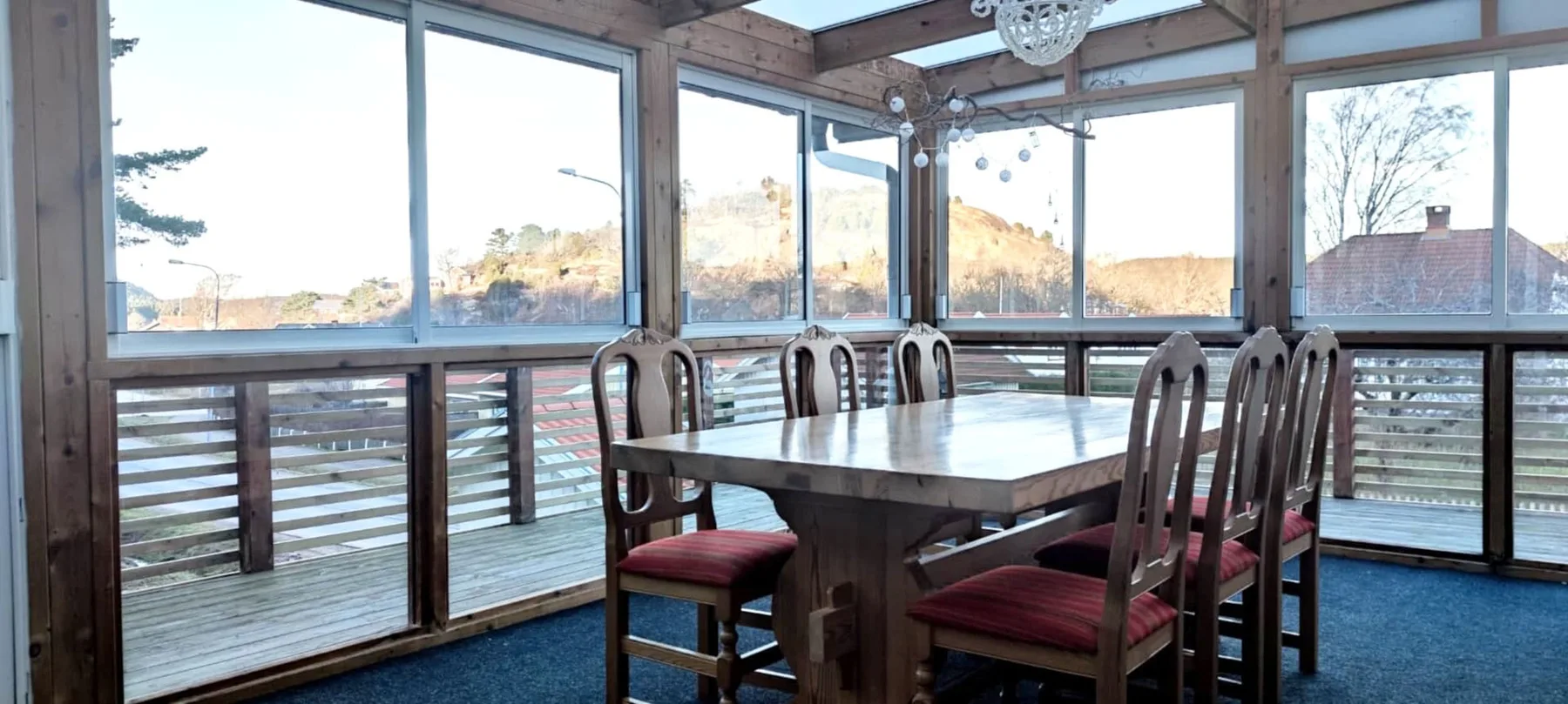 Stay central & close to the sea in Henån | SE09155