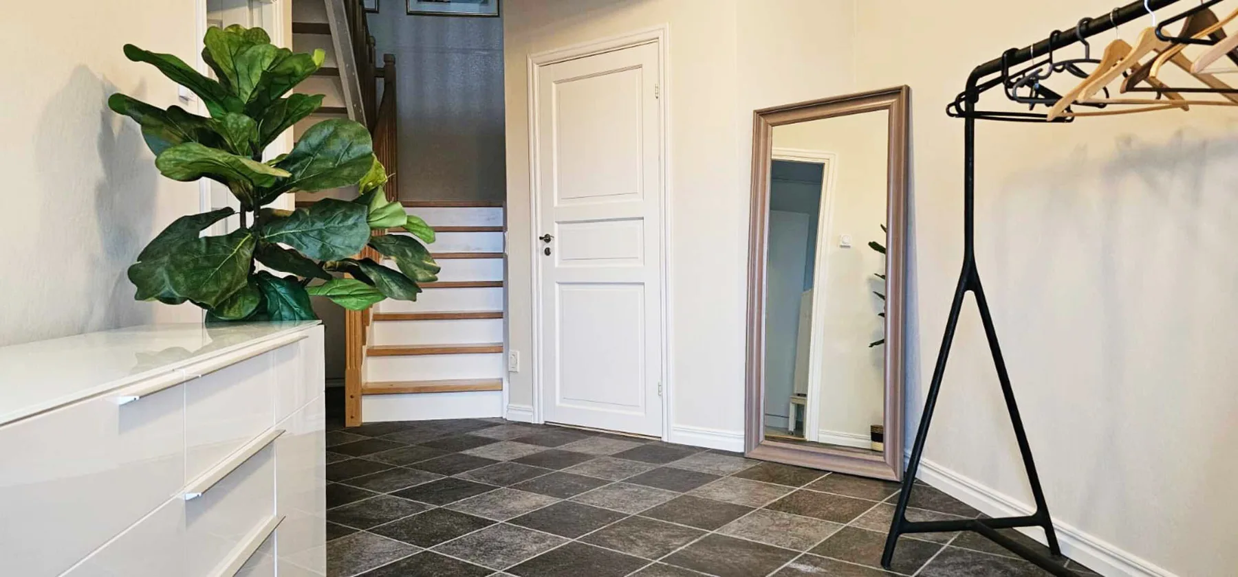 Modern villa with sea view in Svanesund | SE09101