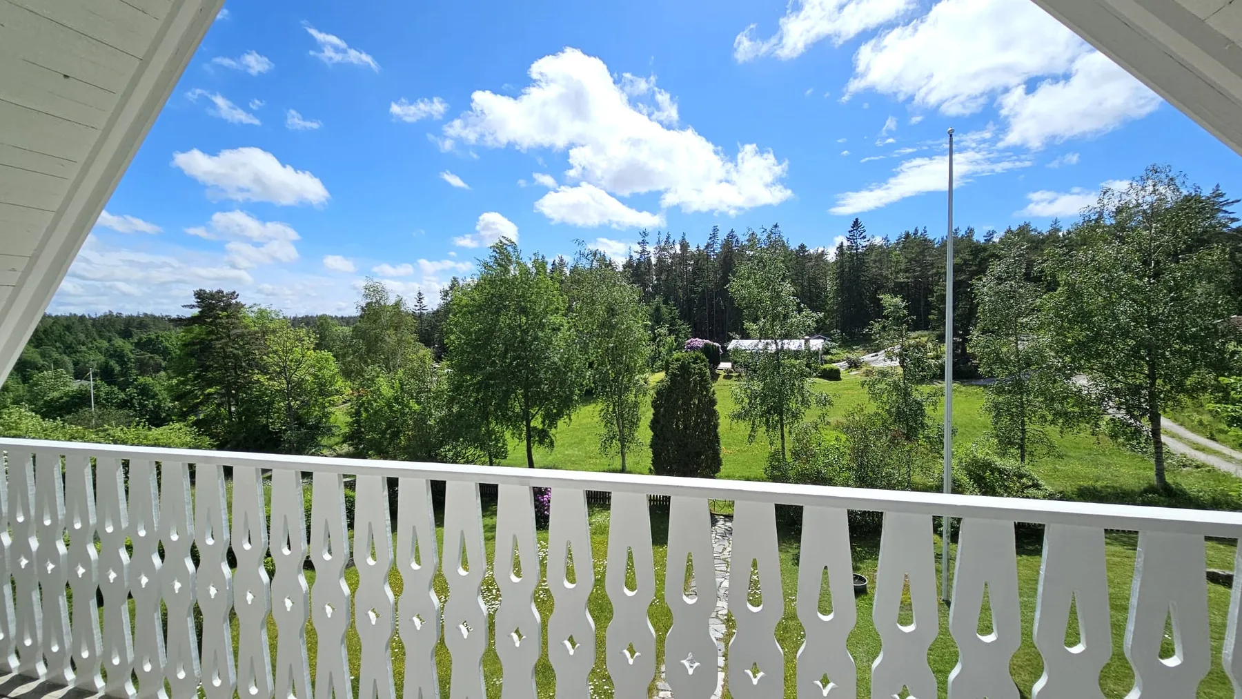 Peaceful Holiday Home near Forest and Sea | SE09158