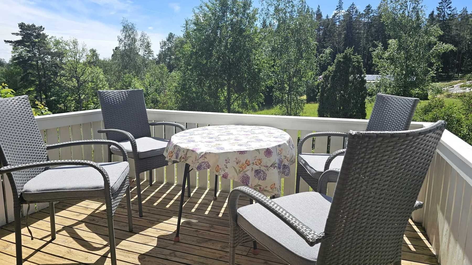 Peaceful Holiday Home near Forest and Sea | SE09158