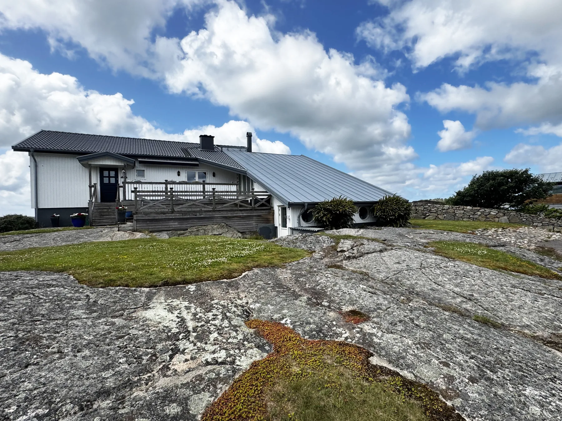 Exclusive Beachfront Villa in Åsa – Sauna, Jacuzzi & Panoramic Sea View | SE02102