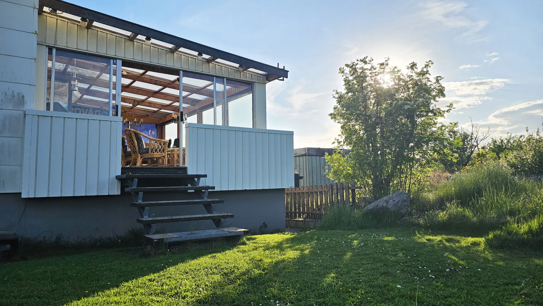 House near the sea and town centre in Skärhamn | SE0910707
