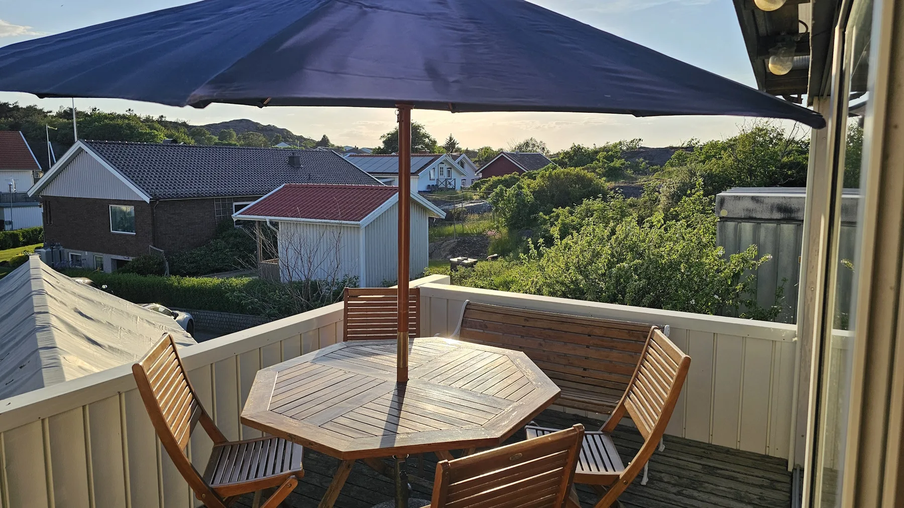 House near the sea and town centre in Skärhamn | SE0910707