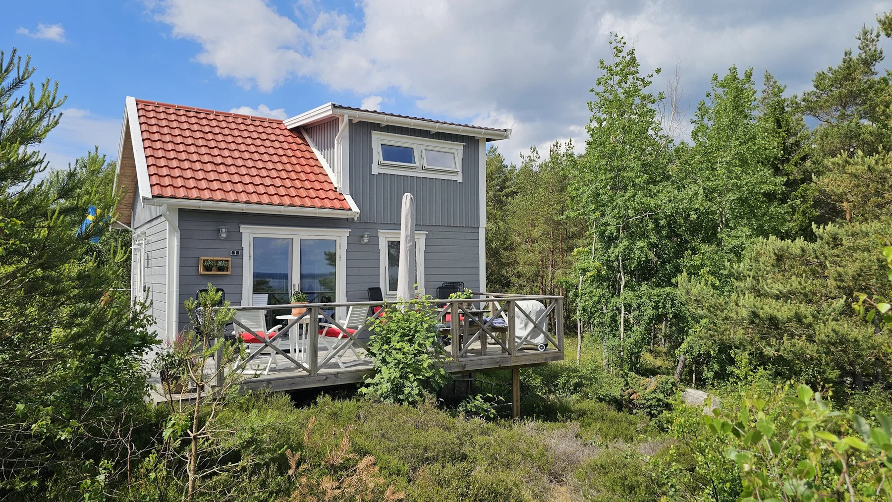Cottage with sea view in Rönnäng | SE09148