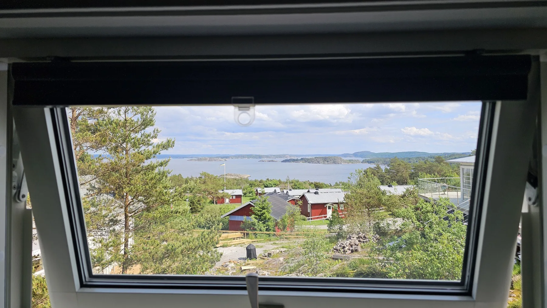 Cottage with sea view in Rönnäng | SE09148