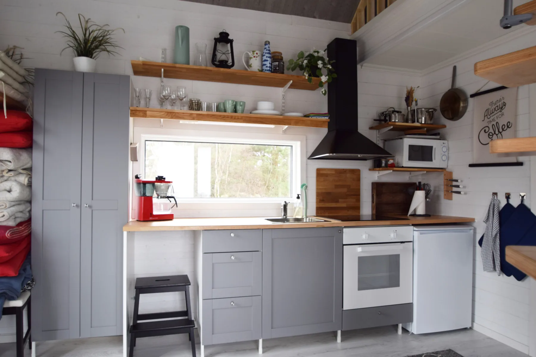 Cottage with sea view in Rönnäng | SE09148