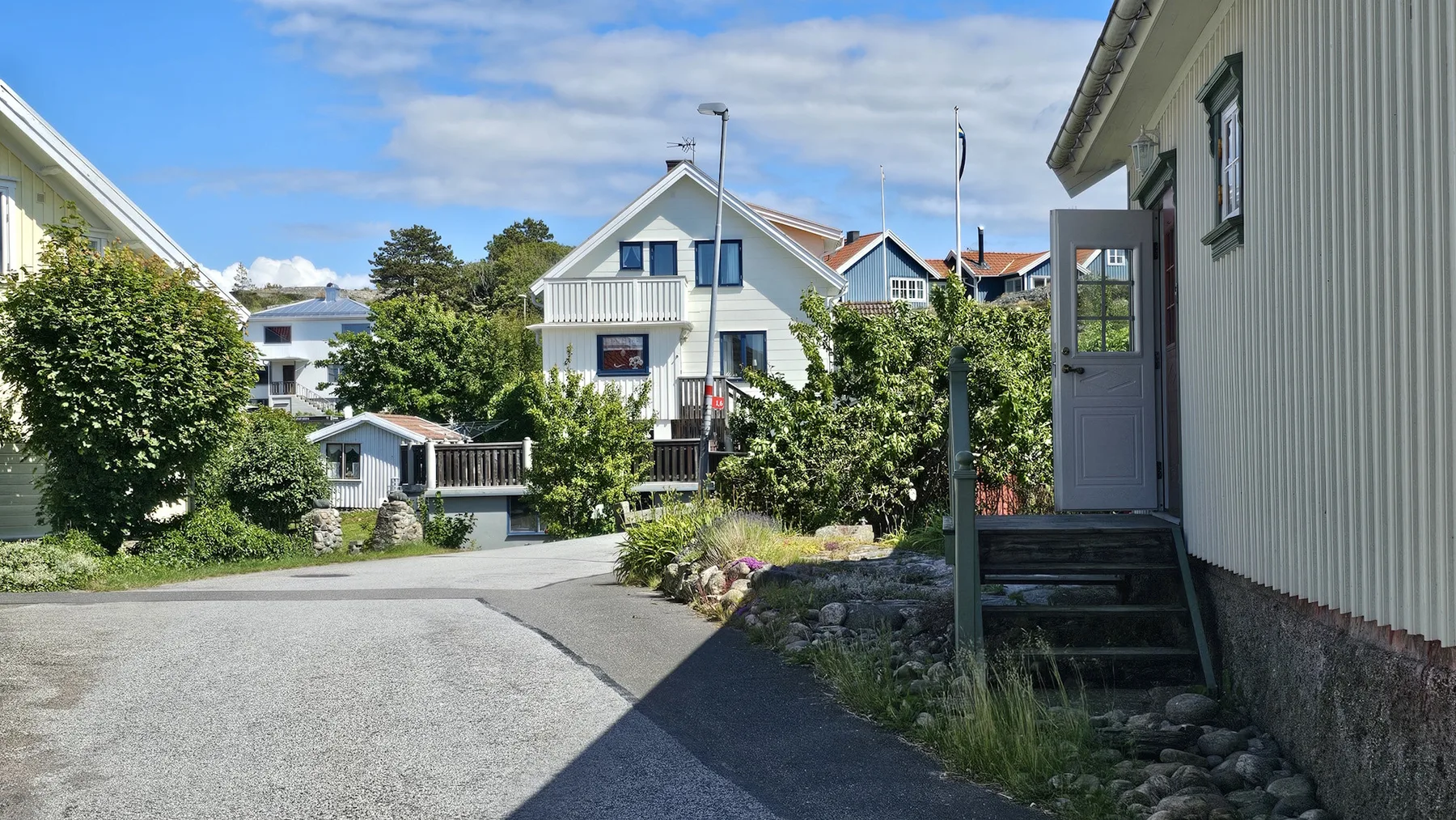 West Coast house 50m from the harbor in Edshultshall | SE09108