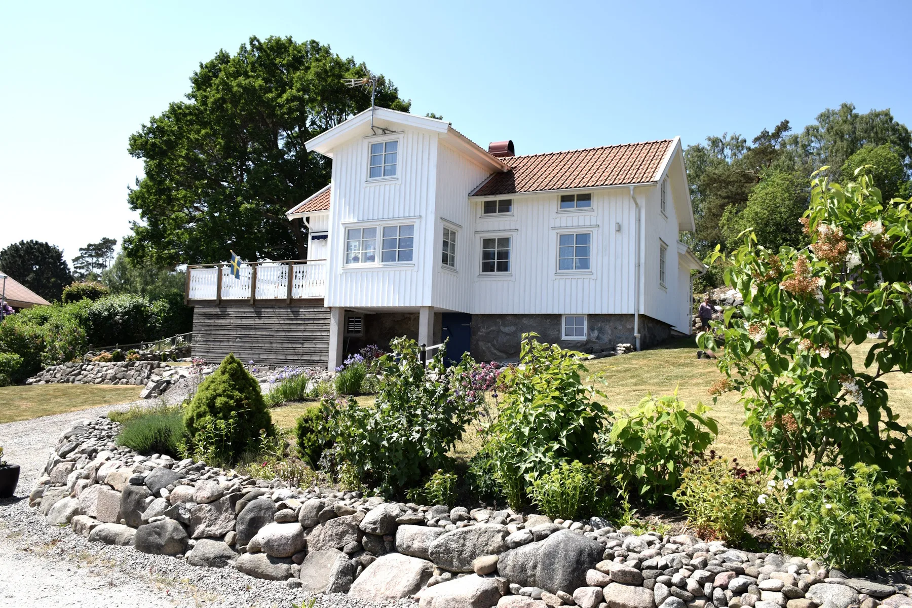 Villa with Sea View & 250 m to the sea | SE09161