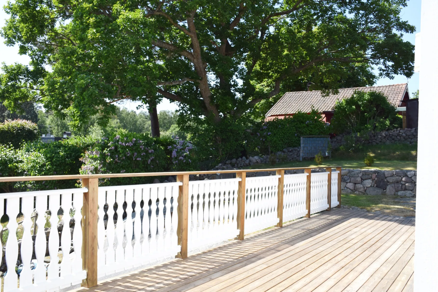 Villa with Sea View & 250 m to the sea | SE09161