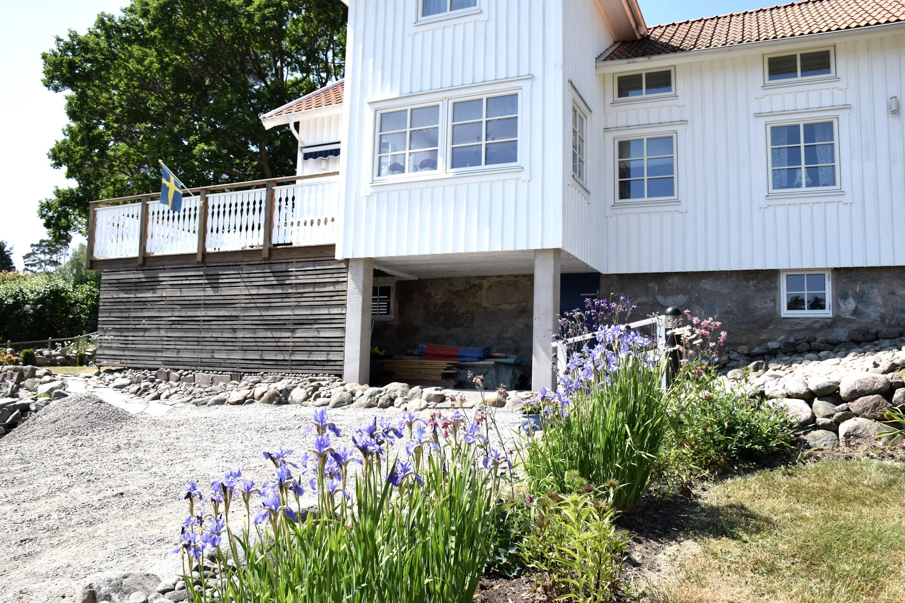 Villa with Sea View & 250 m to the sea | SE09161