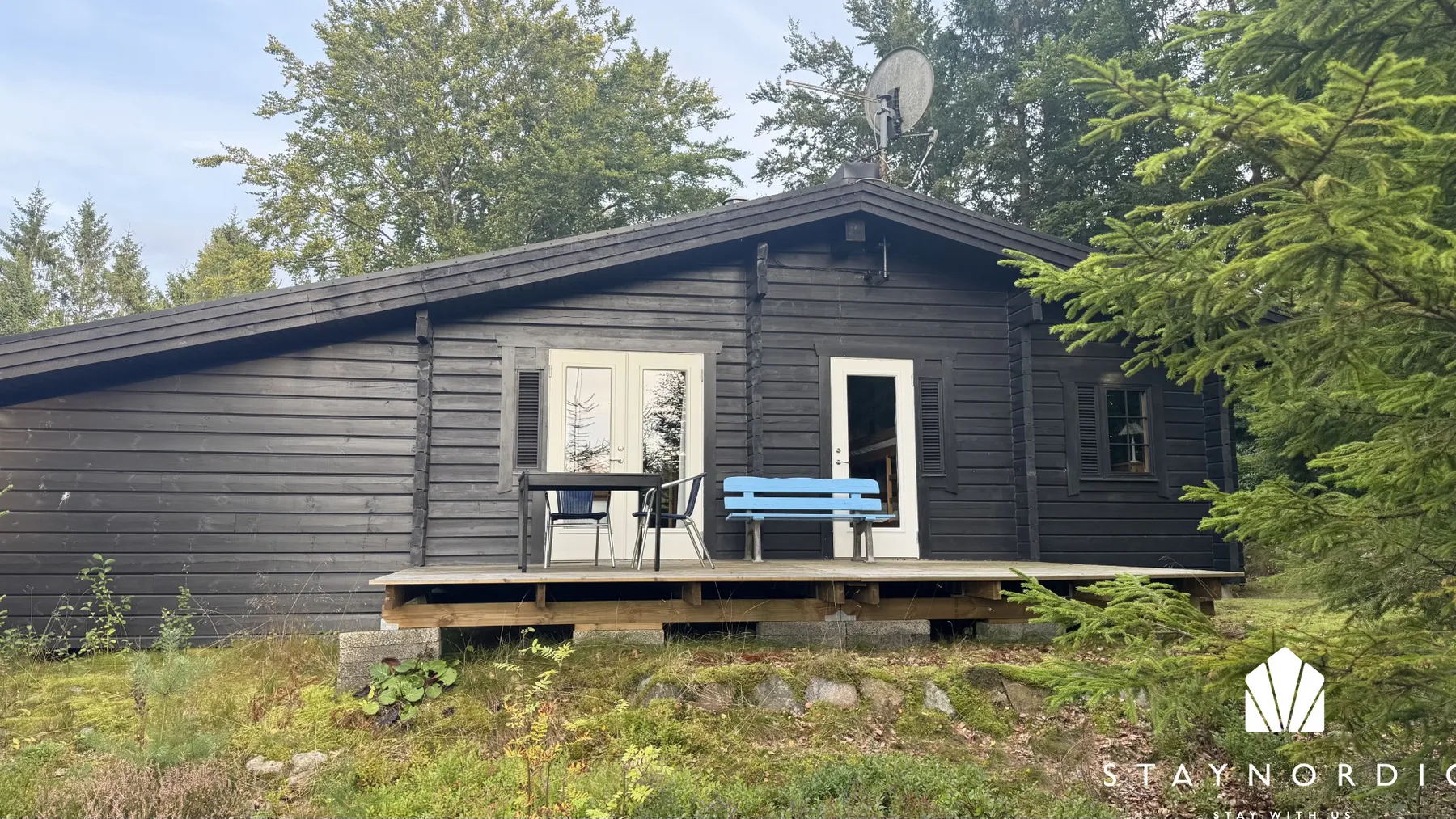 Cozy cottage with proximity to fishing | SE02005
