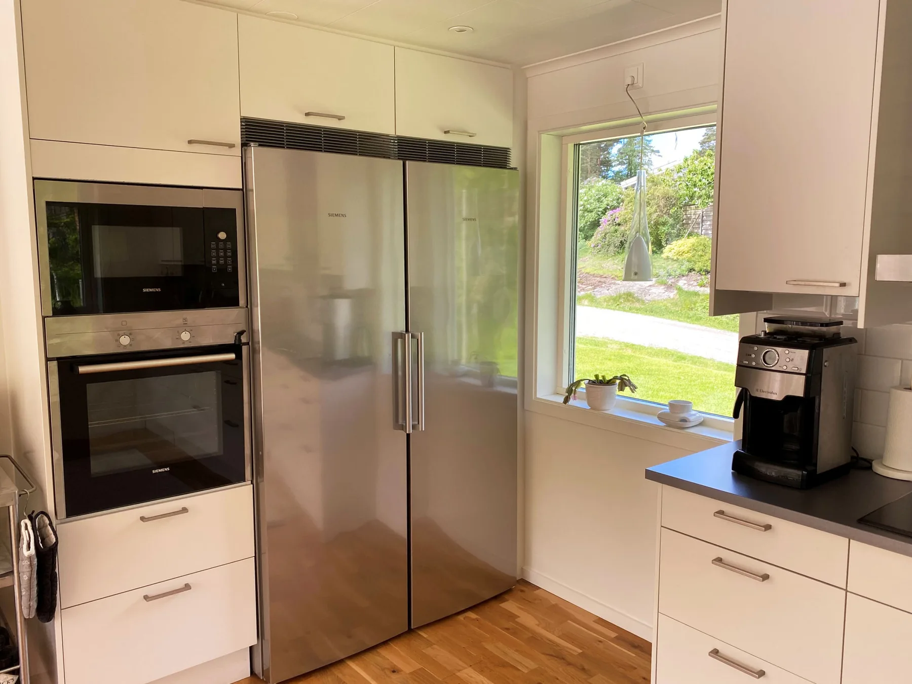 Villa with sauna, 650 m to the beach | SE09135