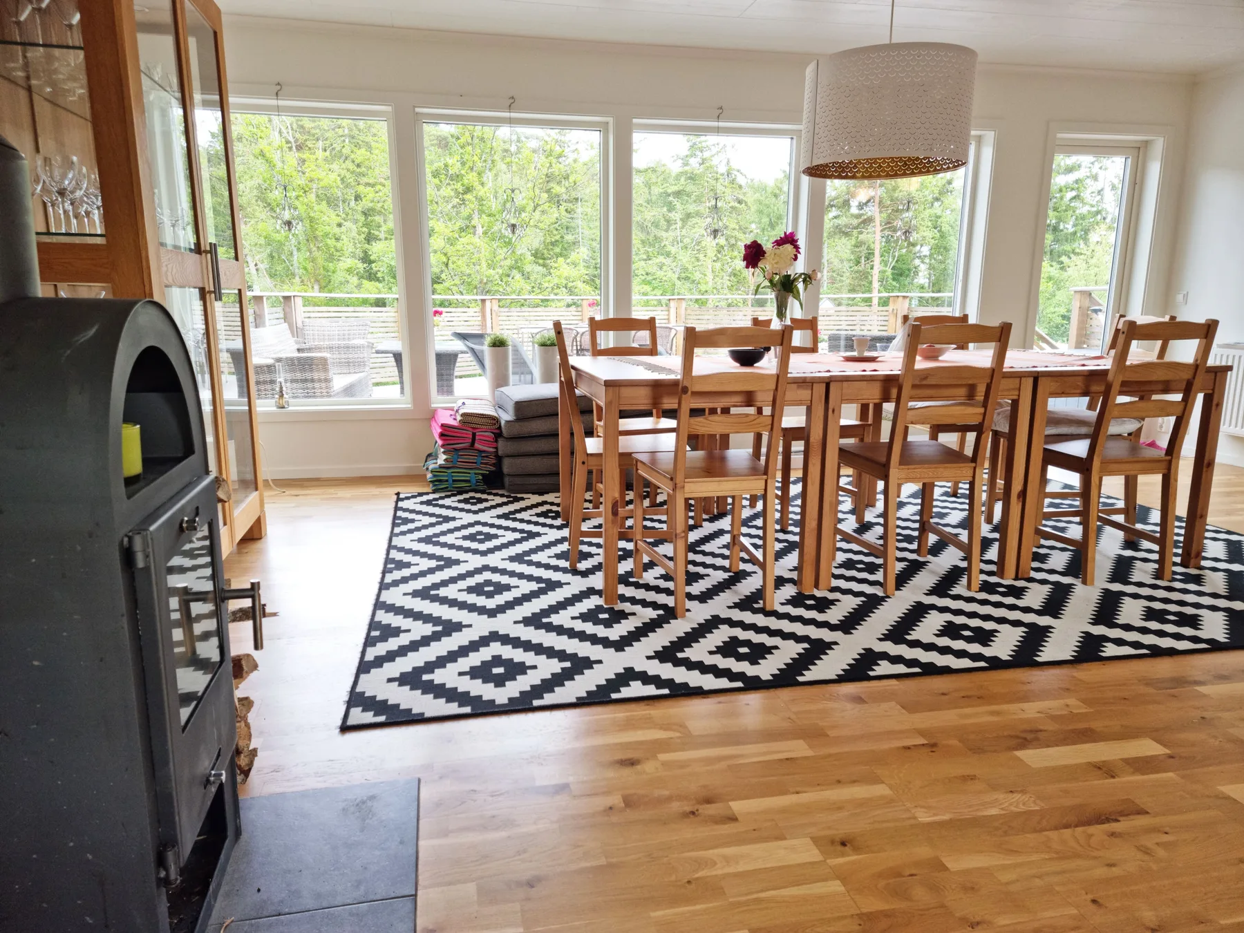Villa with sauna, 650 m to the beach | SE09135