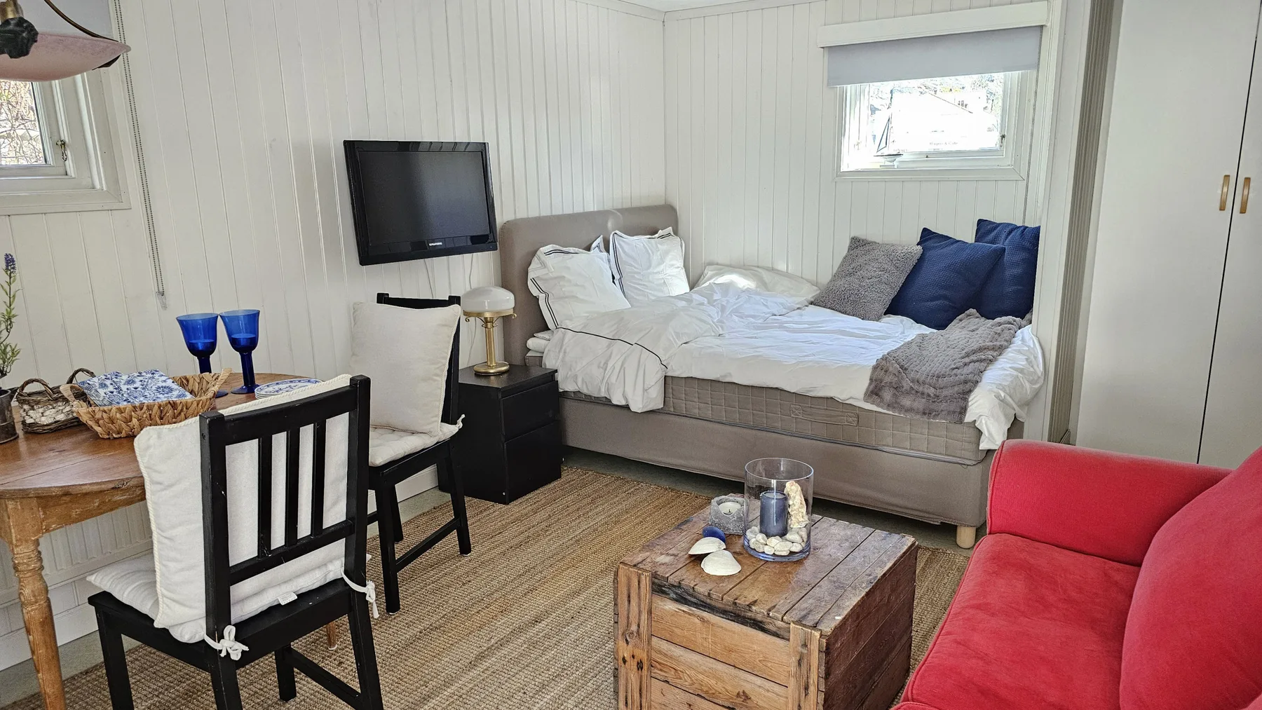 Charming cottage by the sea in Ellös | SE09184