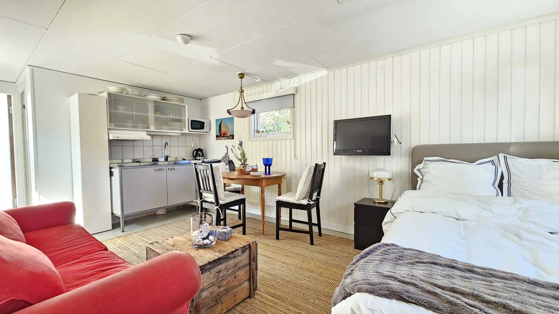 Charming cottage by the sea in Ellös | SE09184