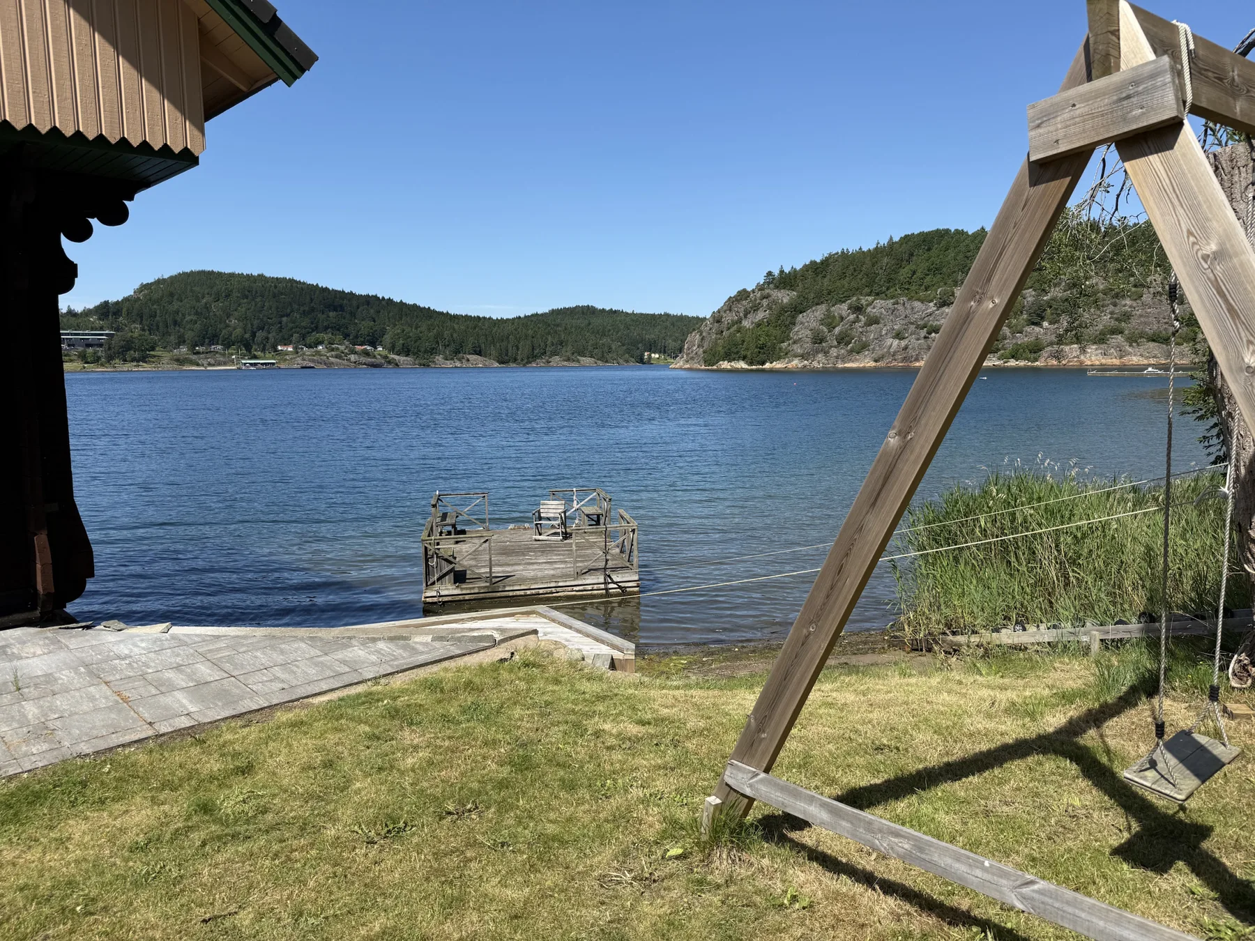 Log cabin with pool, sauna and boat by Torreby Castle | SE09080