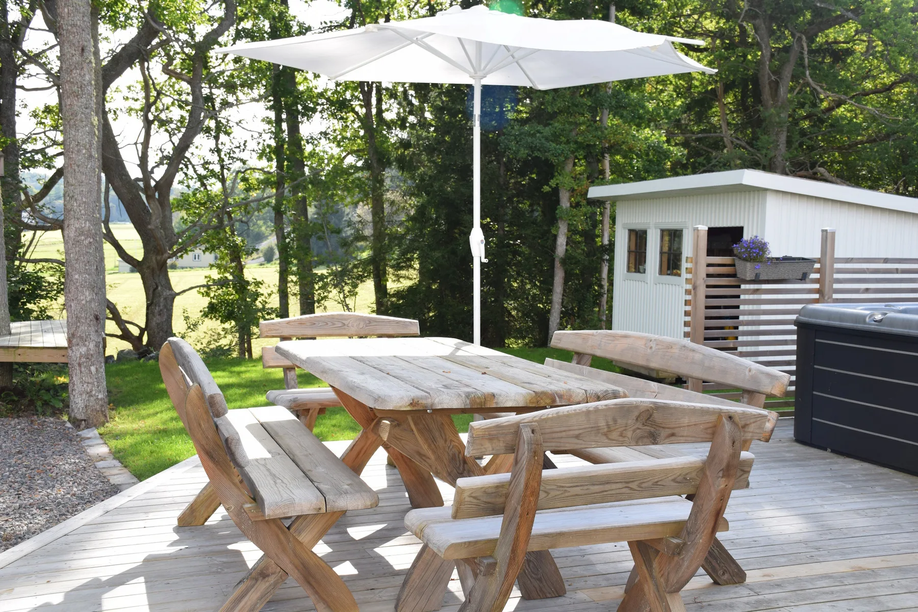 Newly built house near the sea & beach | SE09166