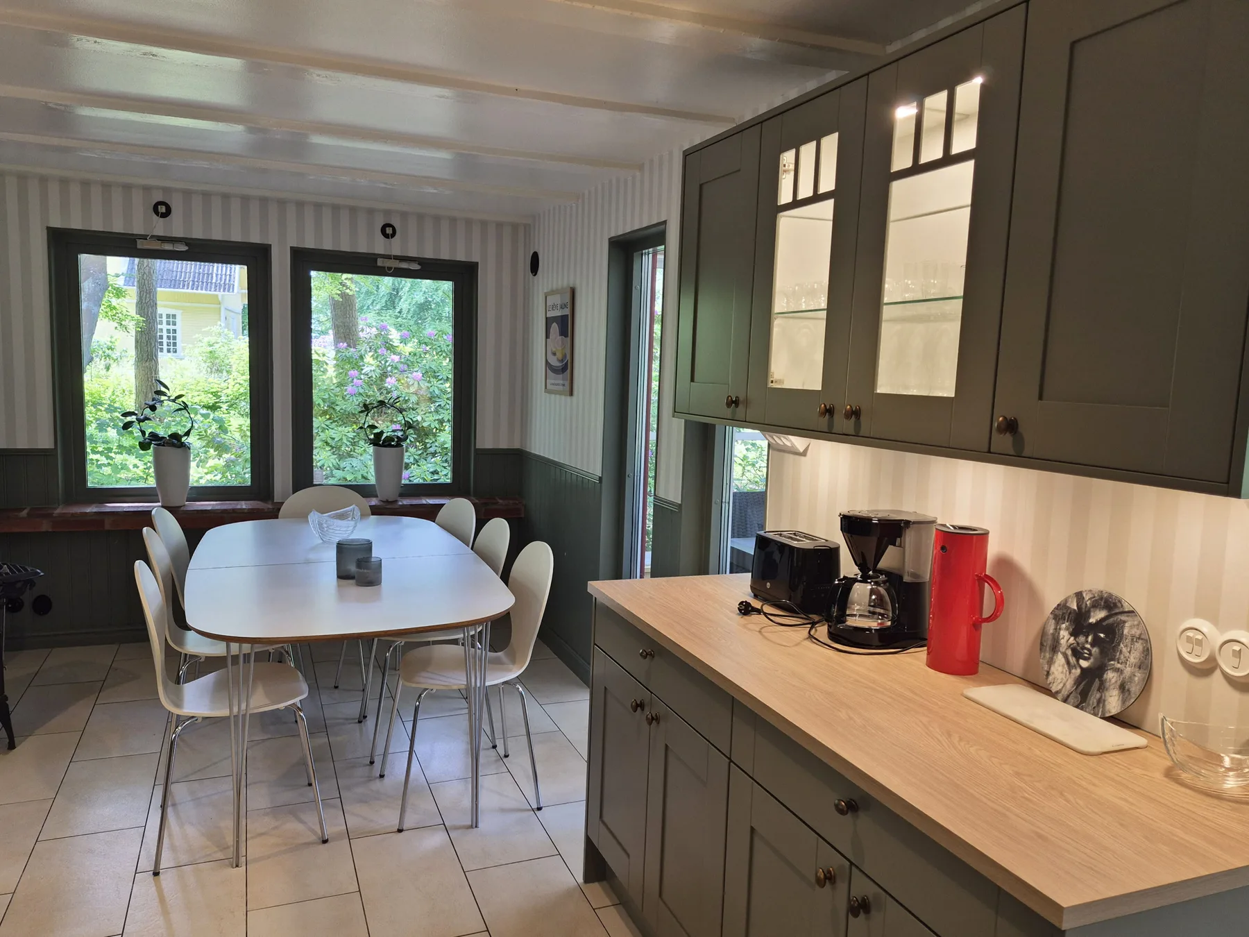 Exclusive holiday home in Sandskogen – 150 meters to sandy beach |SE01084