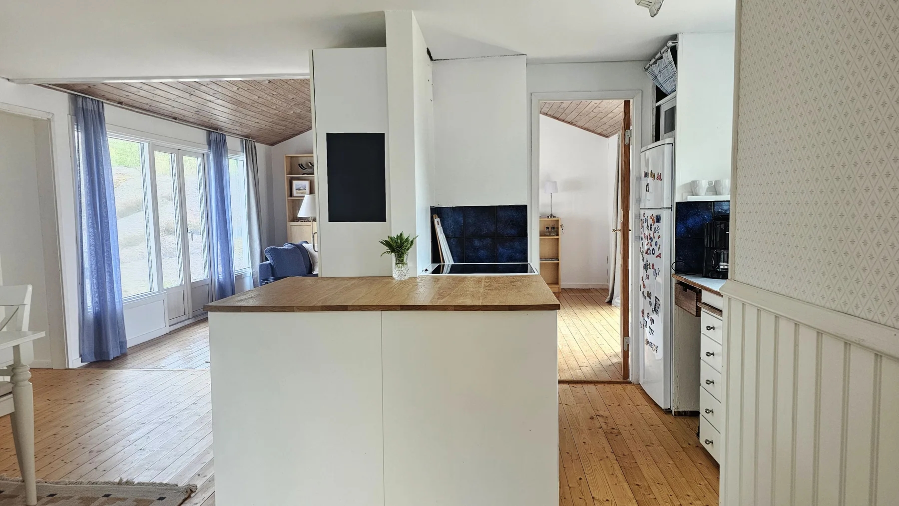 Archipelago House by the Bohuslän Cliffs | SE09181