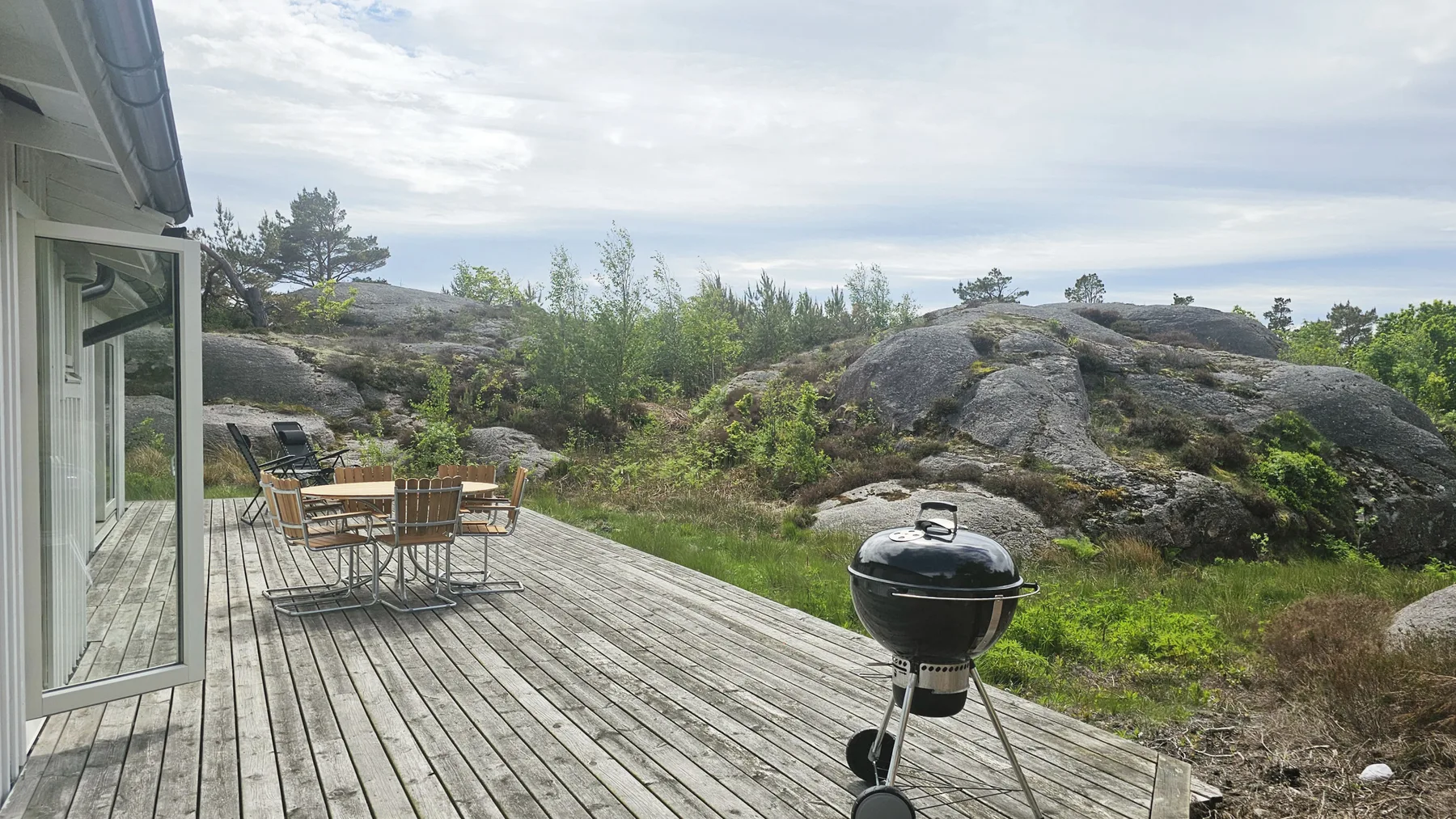 Archipelago House by the Bohuslän Cliffs | SE09181