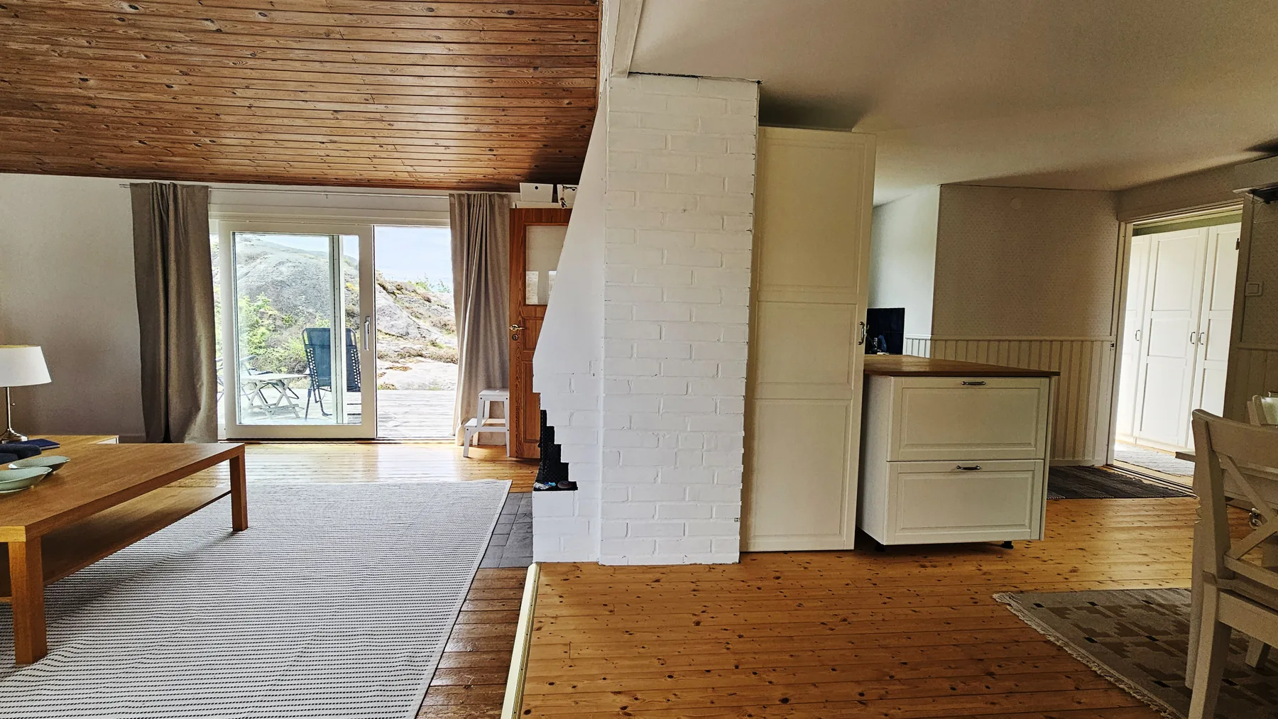 Archipelago House by the Bohuslän Cliffs | SE09181