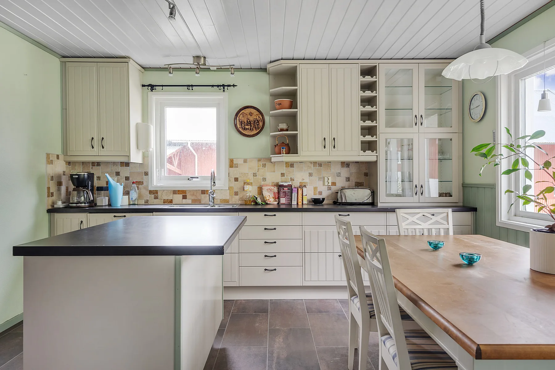 Spacious holiday home near Hälleviksstrand, perfect for families | SE09105