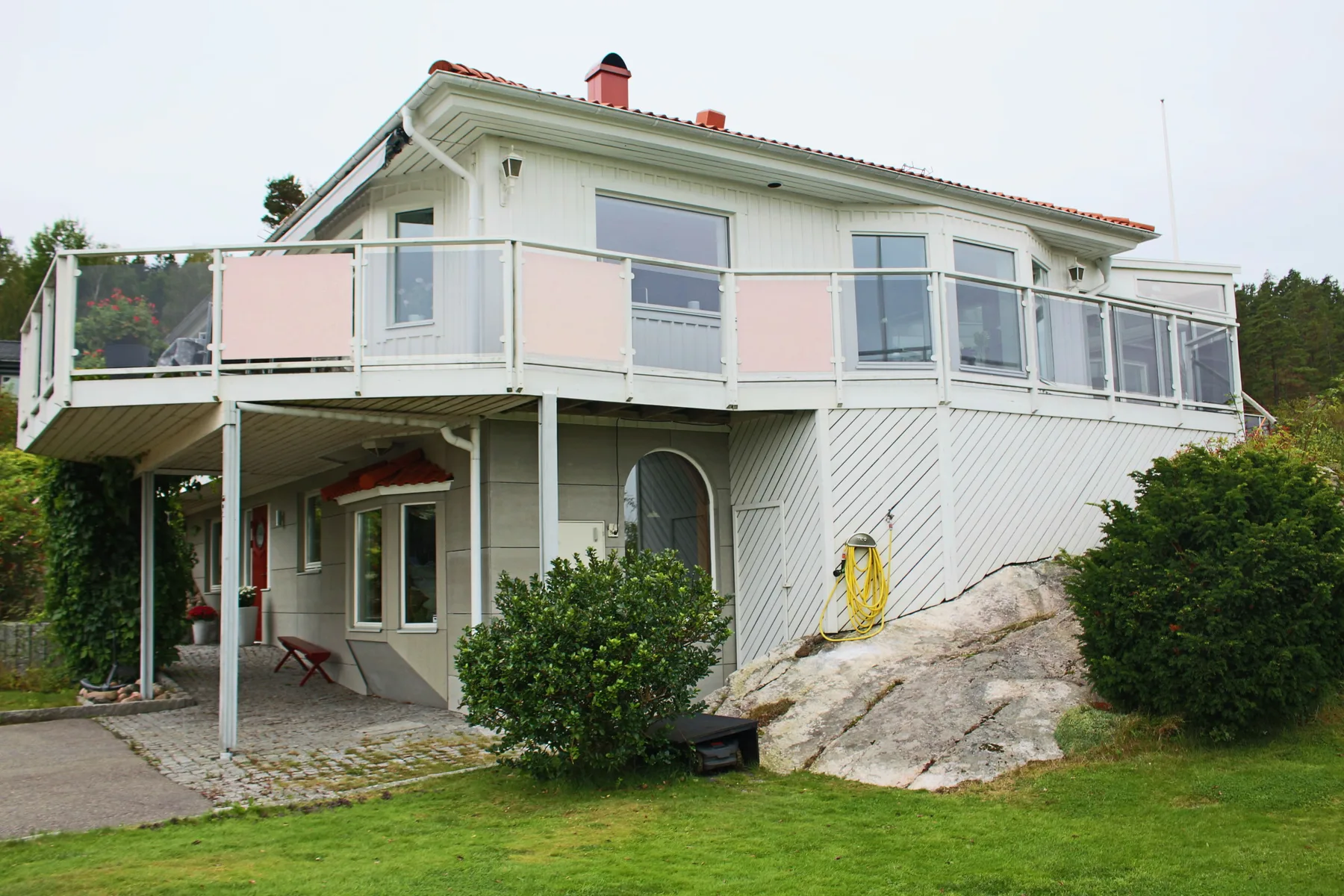 Spacious House with Sauna & Sea View | SE09164