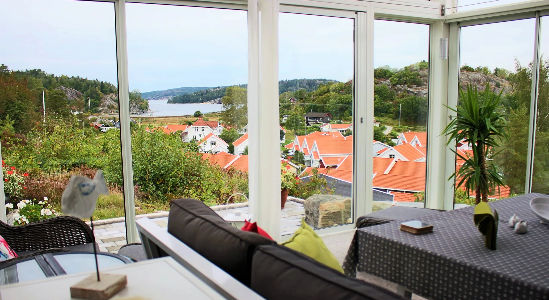 Spacious House with Sauna & Sea View | SE09164