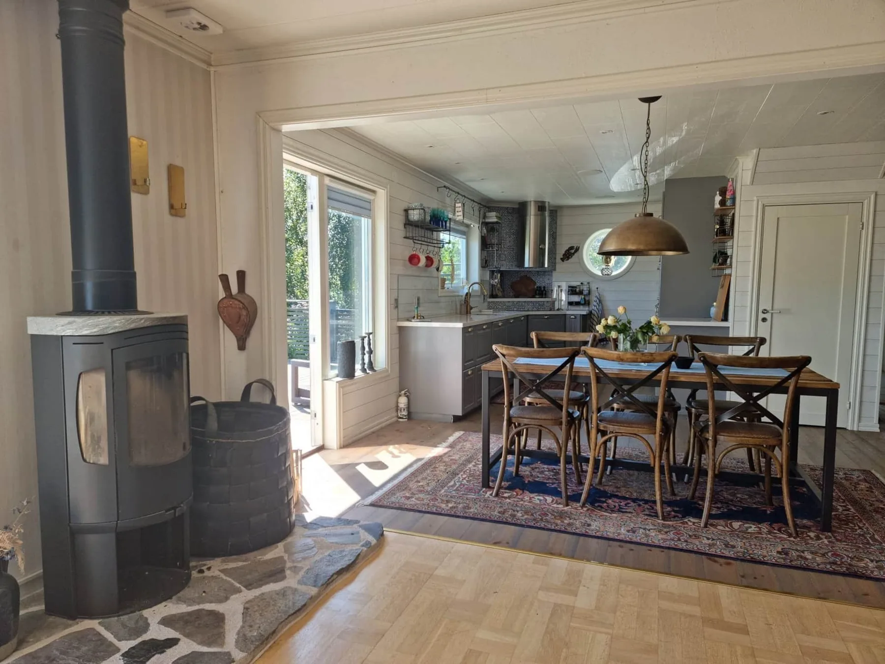 Lovely view & walking distance to the beach | SE09150