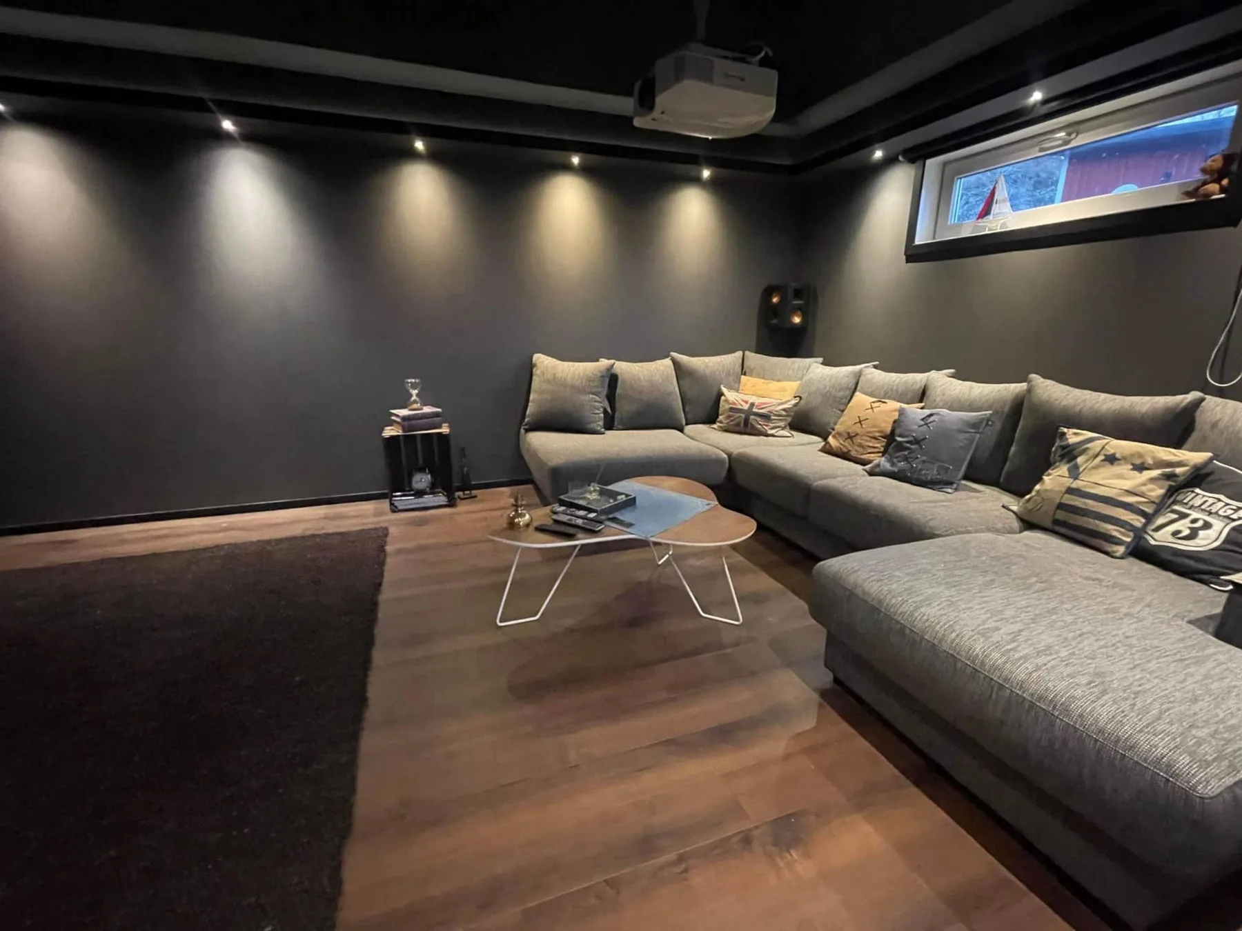 Lovely view & walking distance to the beach | SE09150