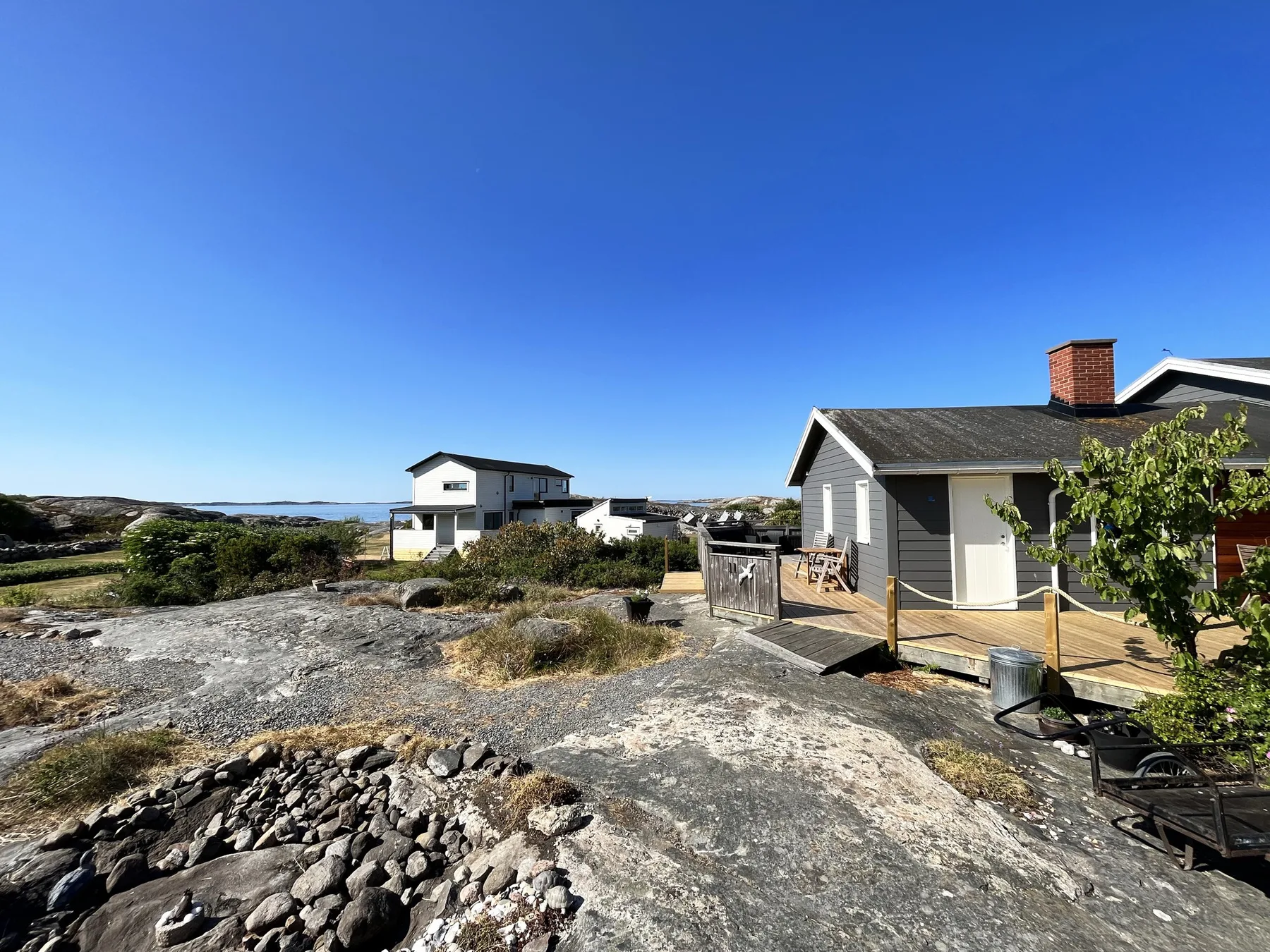 Unique holiday accommodation on Långholmen in Gothenburg's western archipelago | SE08071