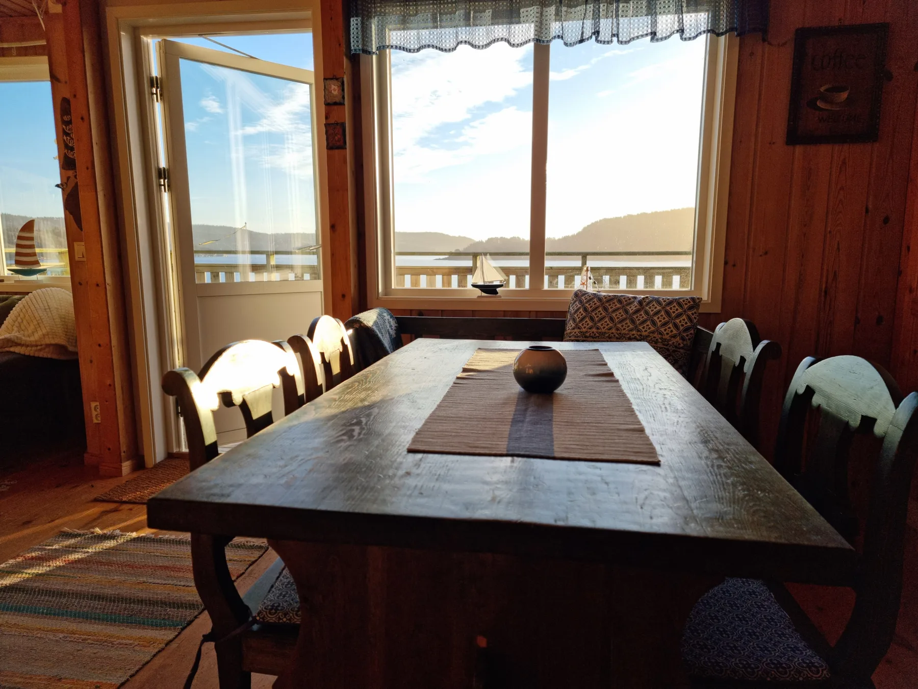 50m to sandy beach at Kavlanda Brygga | SE09147
