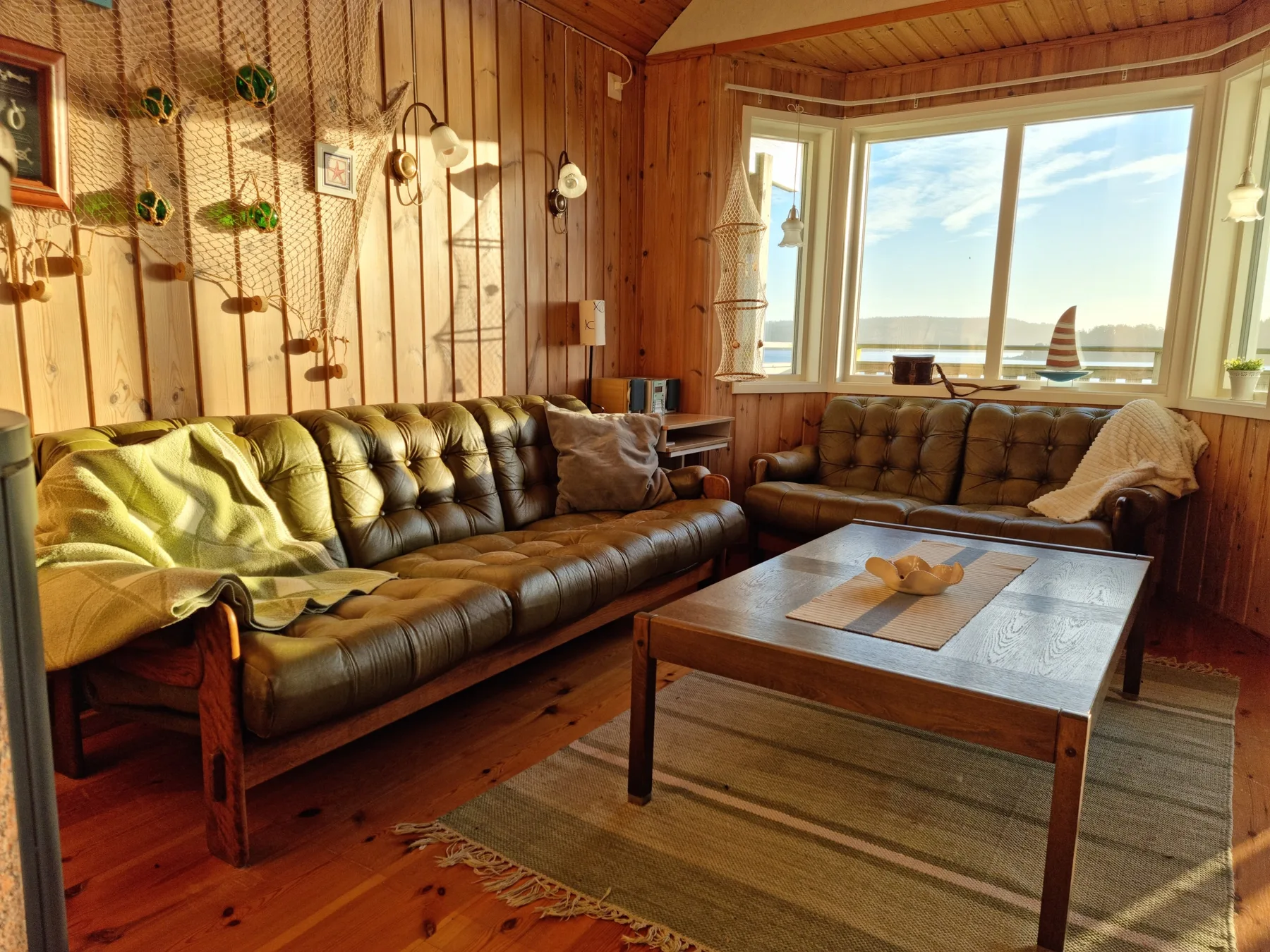 50m to sandy beach at Kavlanda Brygga | SE09147