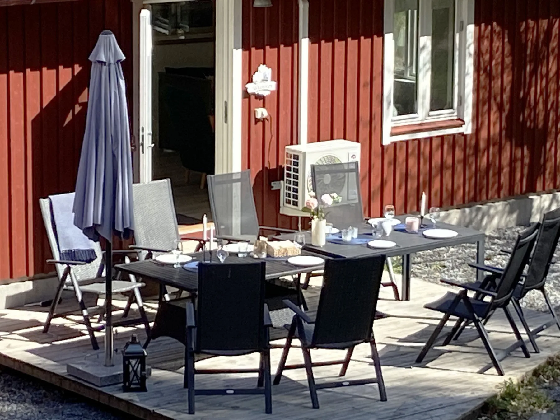 Two cozy cottages, 400 m to the sea | SE09118
