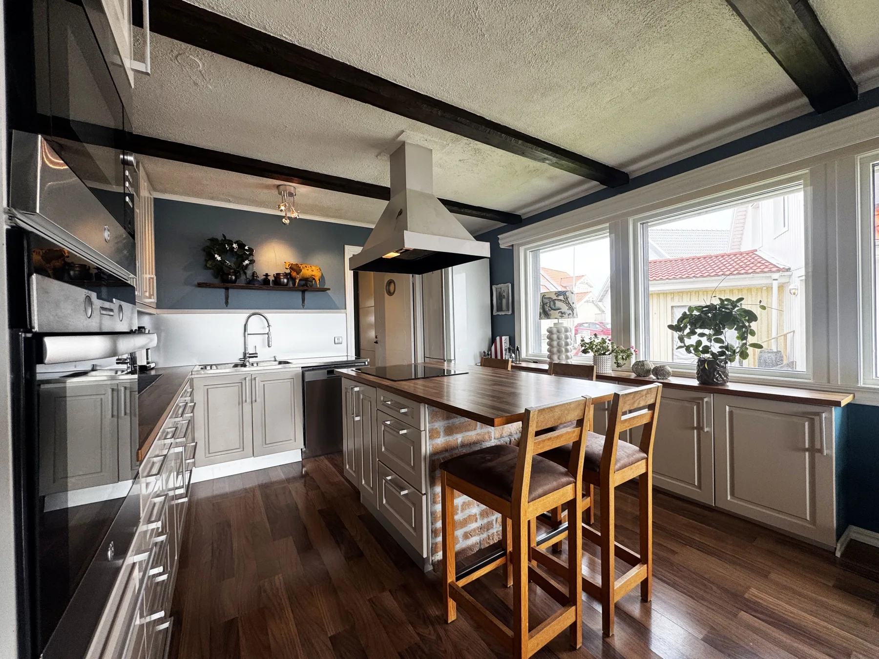 Holiday home in beautiful Kungshamn – perfect for two families | SE09079