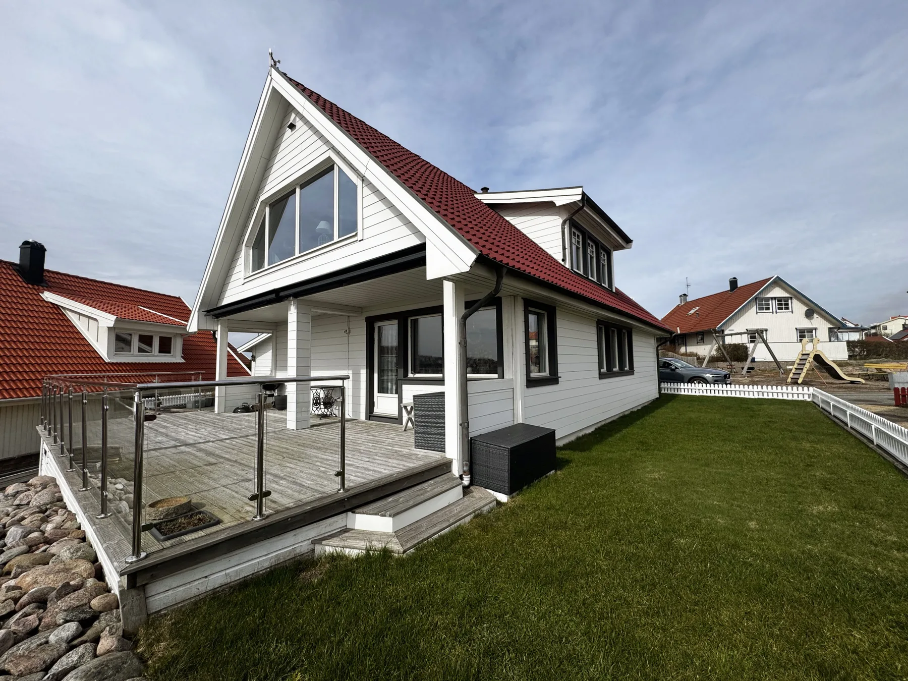 Holiday home in beautiful Kungshamn – perfect for two families | SE09079