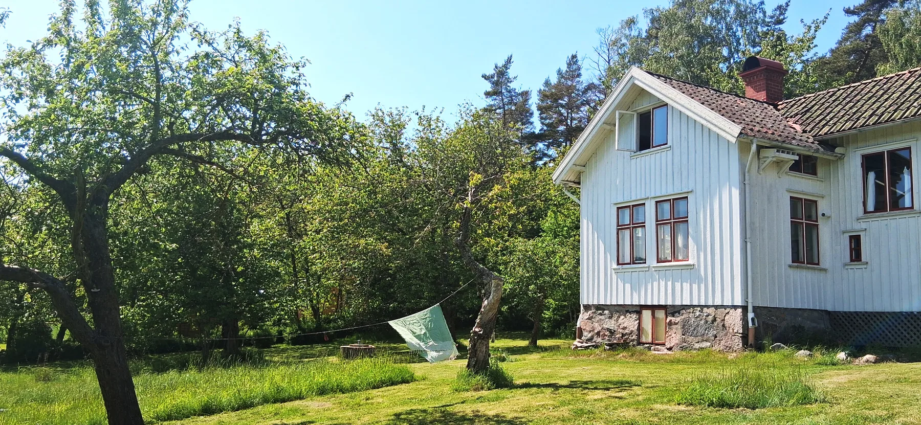 Charming house with kayaks, 300m from the sea on Orust | SE09139