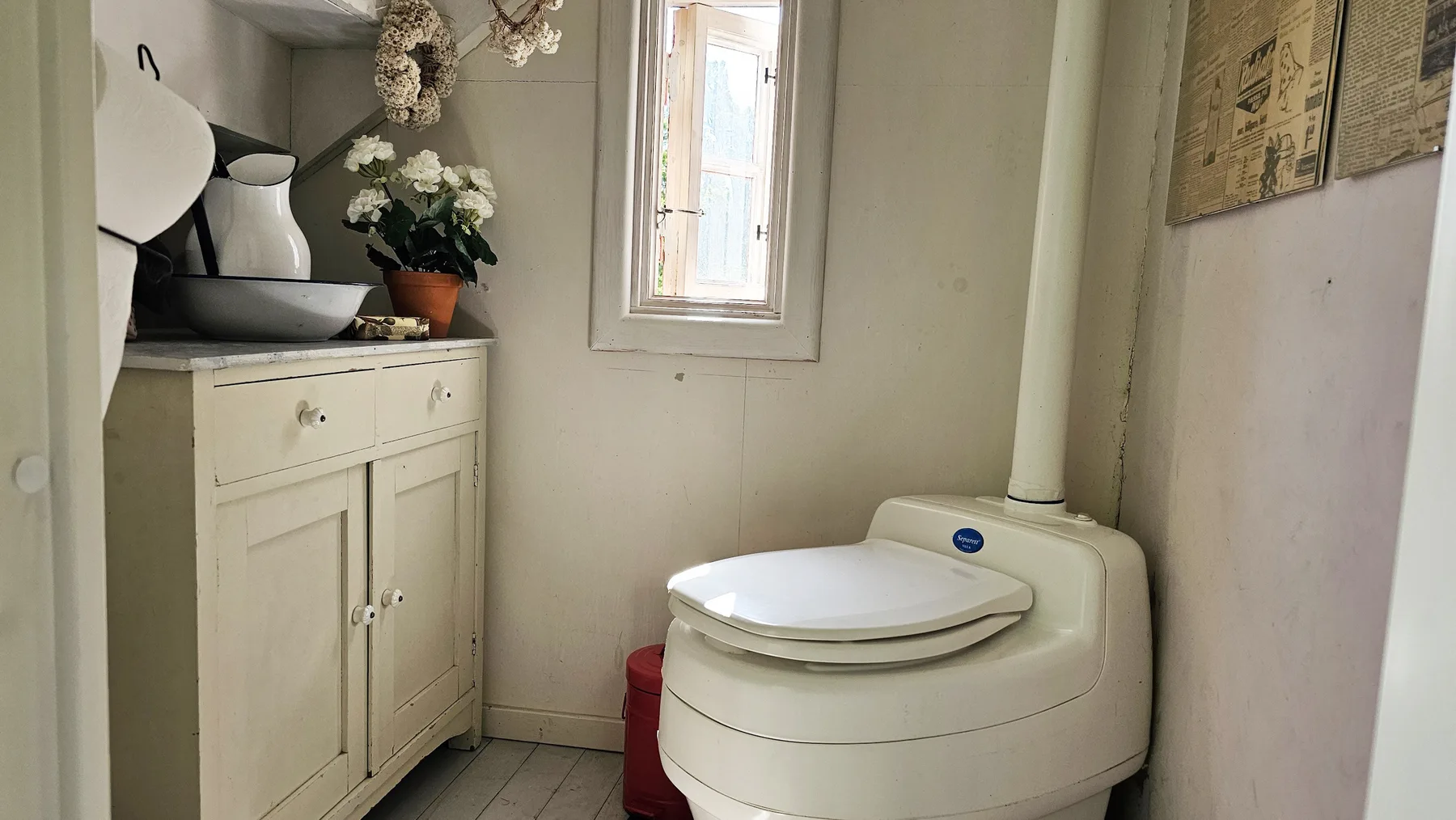 Charming house with kayaks, 300m from the sea on Orust | SE09139