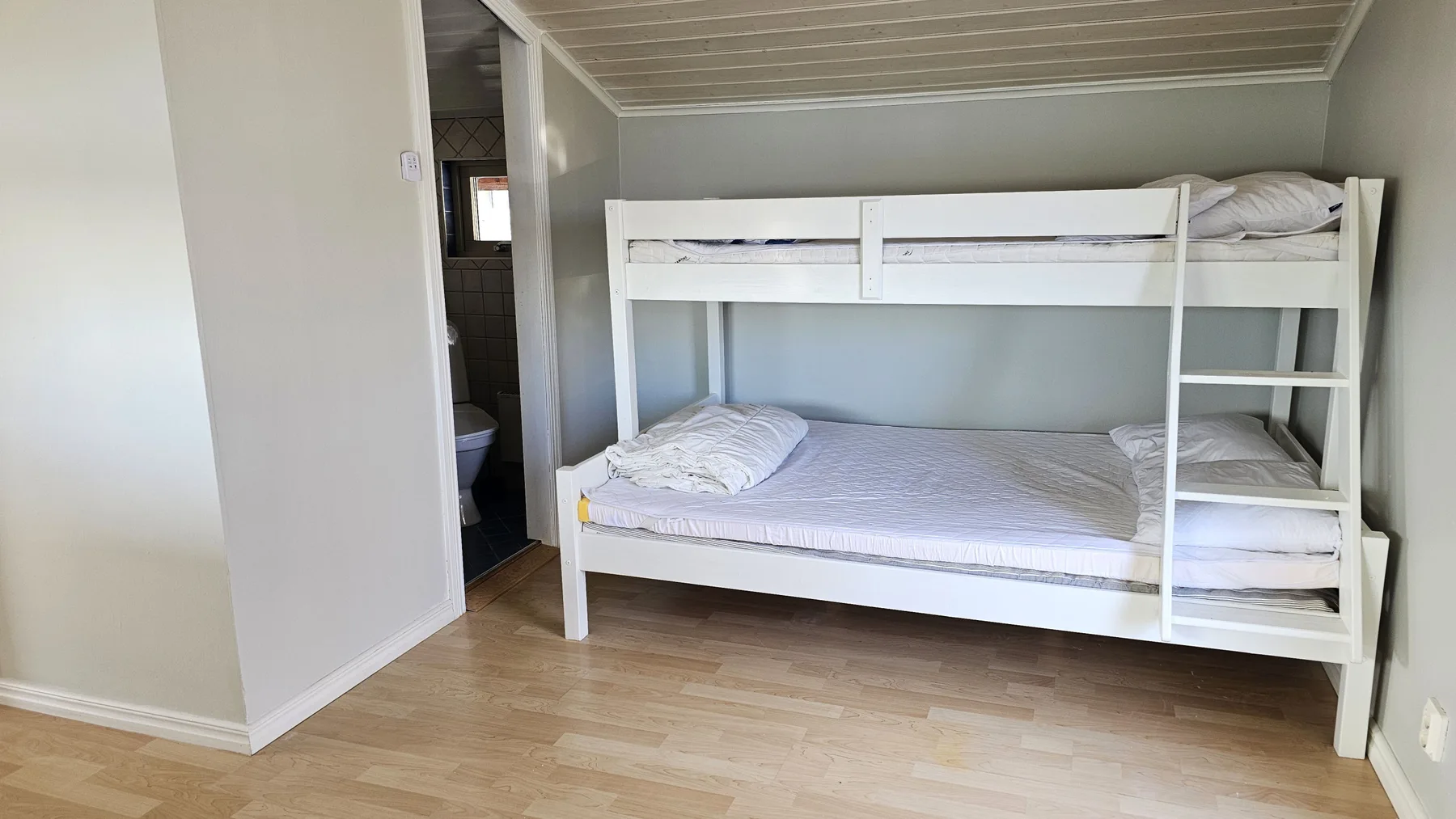 Charming cottage in Myggenäs 20 m from the sea | SE09169