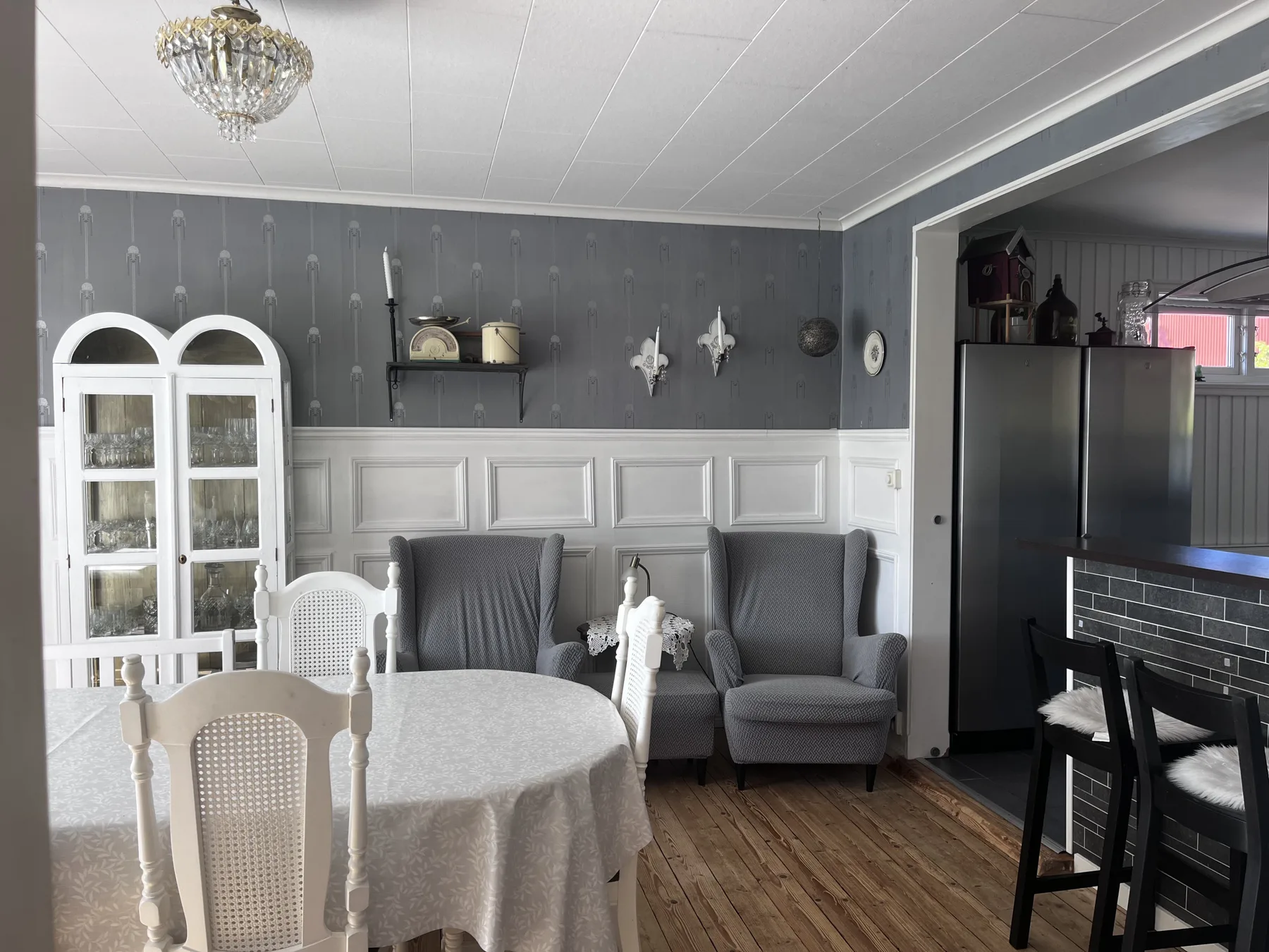 Villa with pool & lake view near Svanesund | SE09167