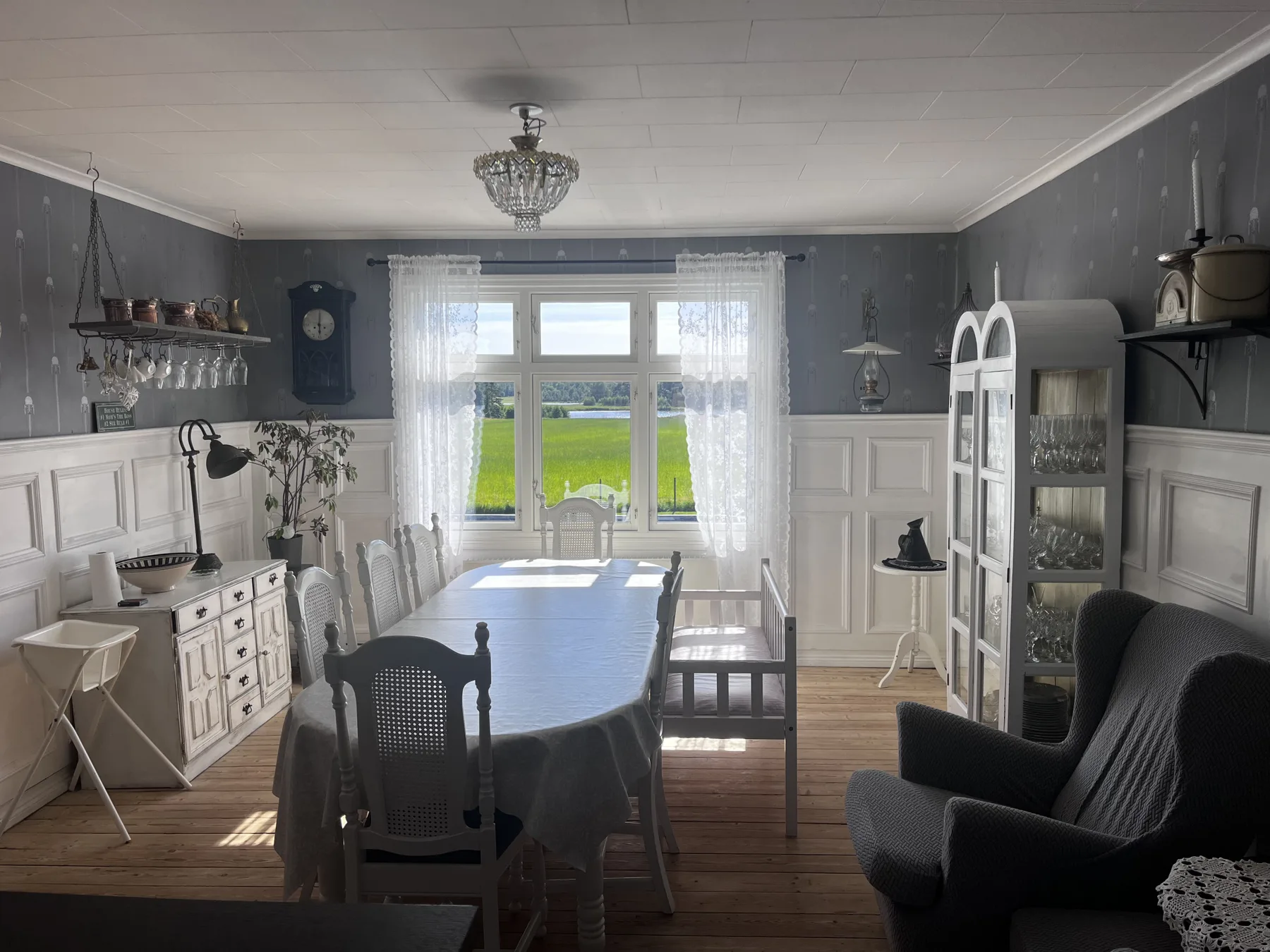 Villa with pool & lake view near Svanesund | SE09167