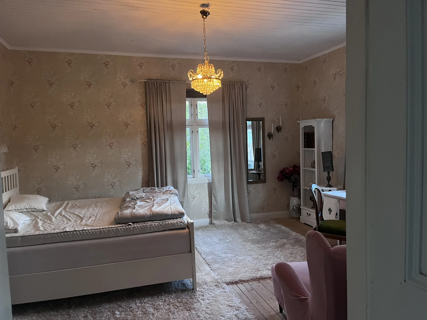 Villa with pool & lake view near Svanesund | SE09167