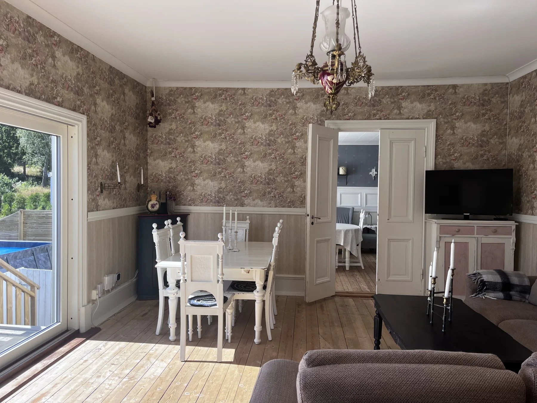 Villa with pool & lake view near Svanesund | SE09167