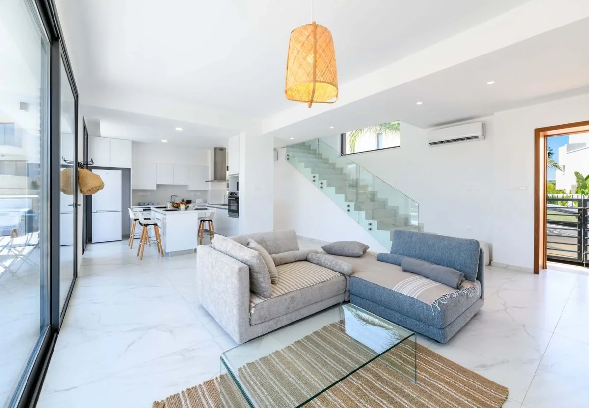 By The Beach - White Coral Villa