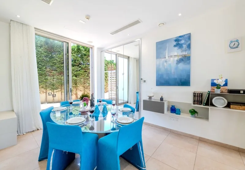 Villa Lombardi #9