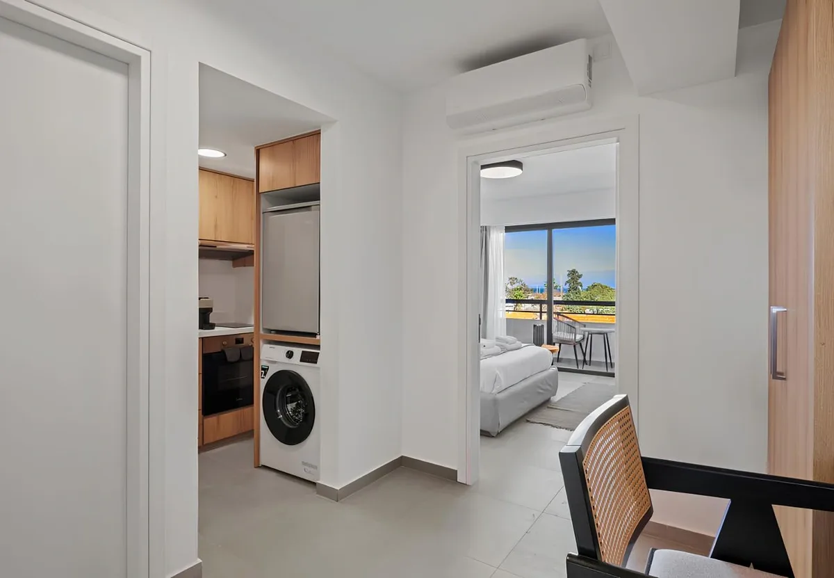 Finikoudes Marina View 202