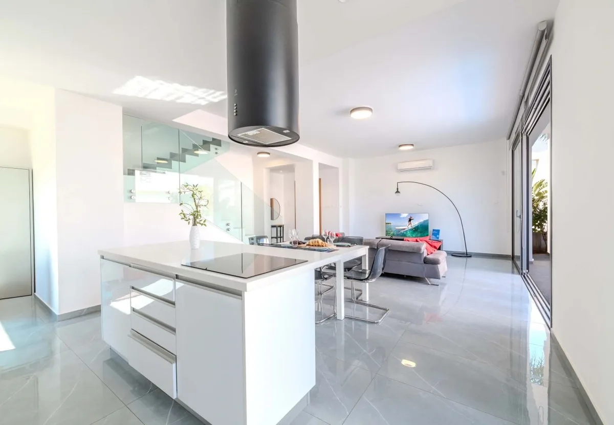 By The Beach - Aura Villa