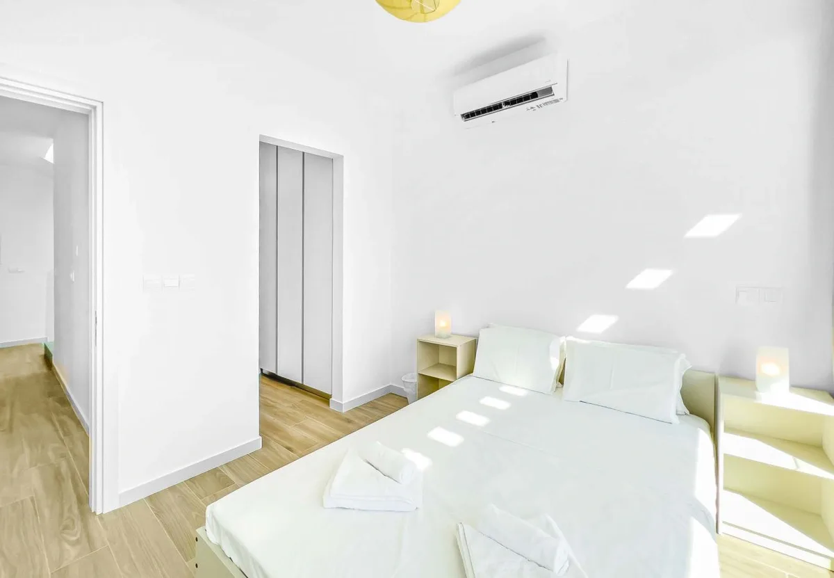 Azure Seaview - Garnet Villa